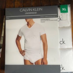 Calvin Klein v neck t shirt cotton stretch xl